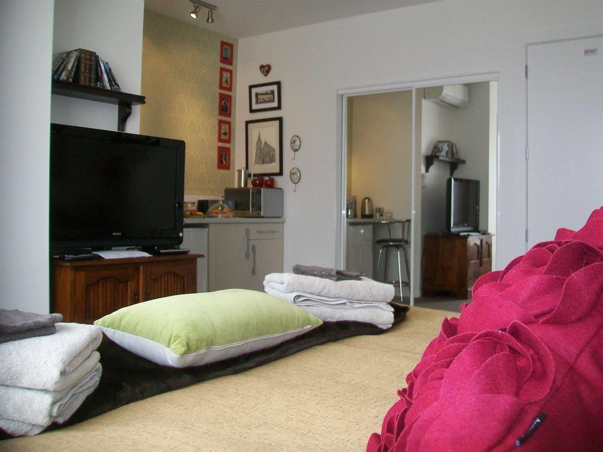 4 Royston Bed and Breakfast West Melton Екстериор снимка